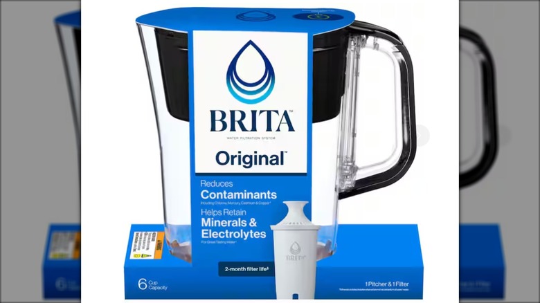 sales image of filtered water pitcher
