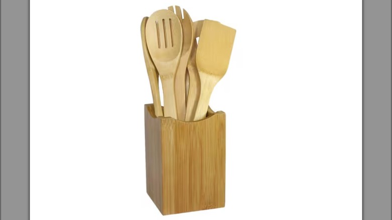 bamboo cooking utensil set in container