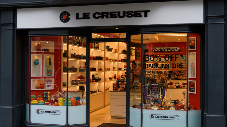 Exterior shot of Le Creuset outlet store