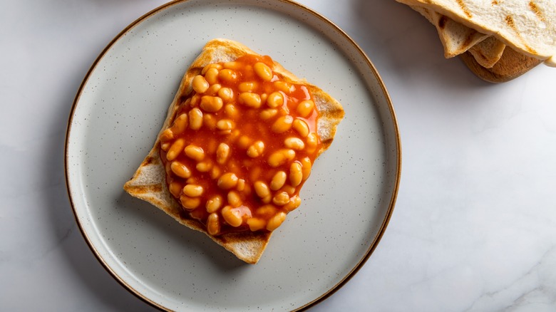 baked beans on toast