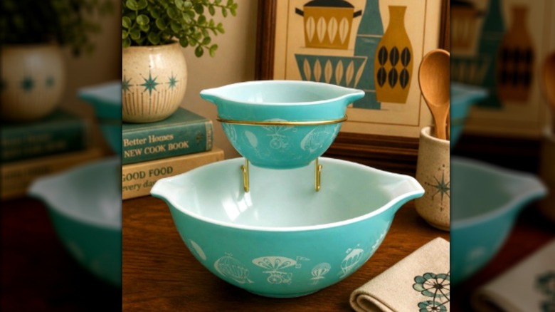 Pyrex chip and dip set with turquoise pattern and white hot air balloons