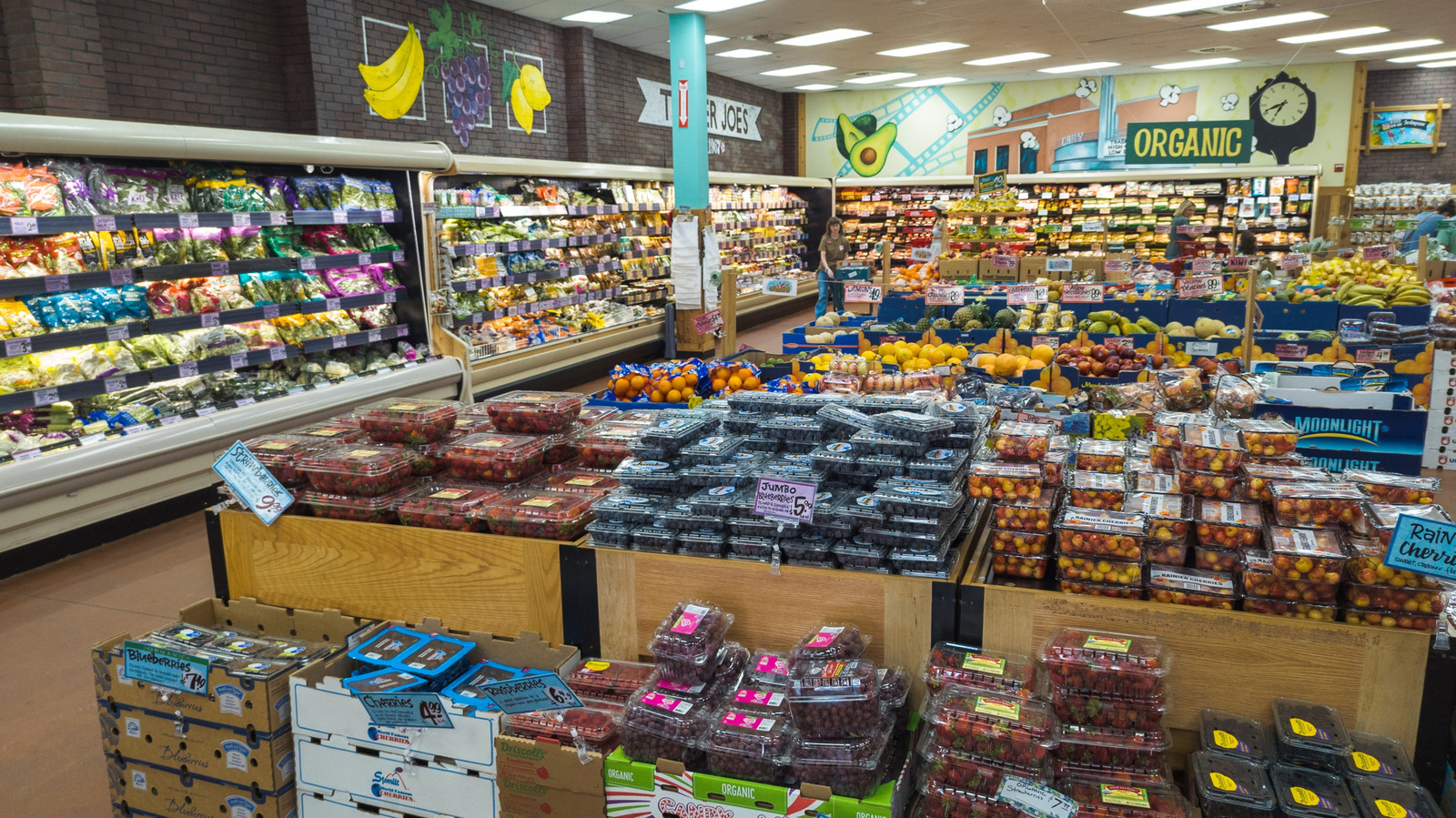 FoodWireDaily — 8 Southern-Style Trader Joe's Products To Add To Your Cart