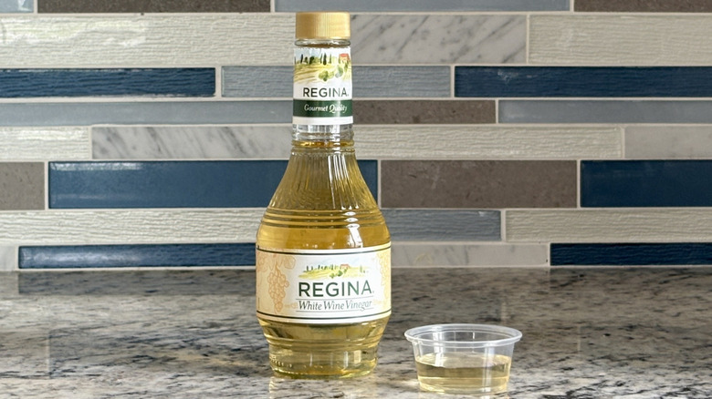 A bottle of Regina white wine vinegar