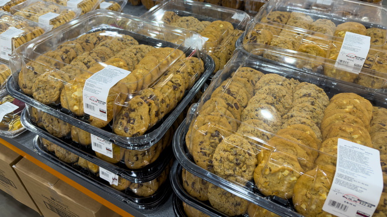 Costco 60-count cookies trays