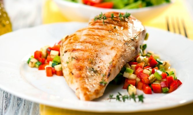 8 Tips for Cooking a Juicy and Flavorful Chicken Breast 