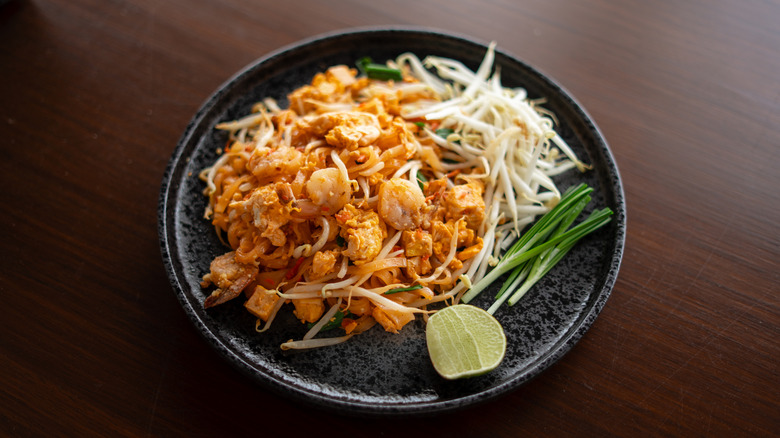 Plate of vegetable pad thai