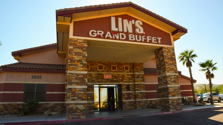 Lin's Grand Buffet restaurant exterior