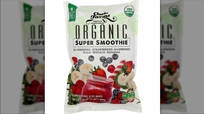 A closeup photo of the package for Clovis Farms Organic Smoothie Blend against a mirrored background