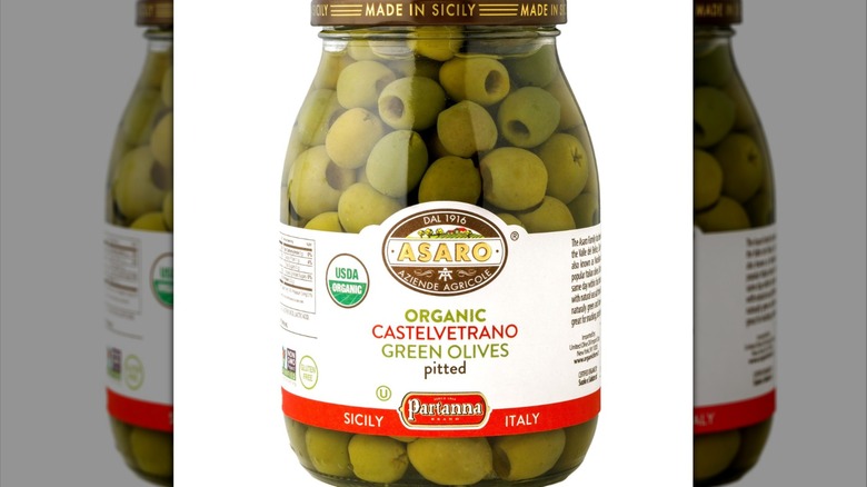 Costco jar of Asaro Organic Green Castelvetrano Olives