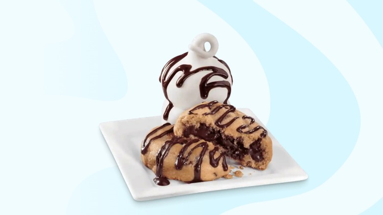 Dairy Queen fudge-stuffed cookie bake