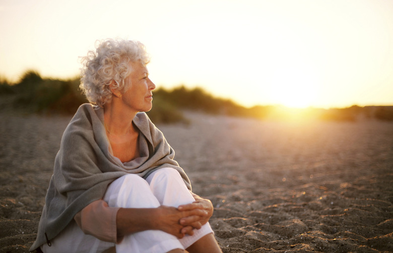 9 Foods and Drinks Menopausal Women Should Avoid