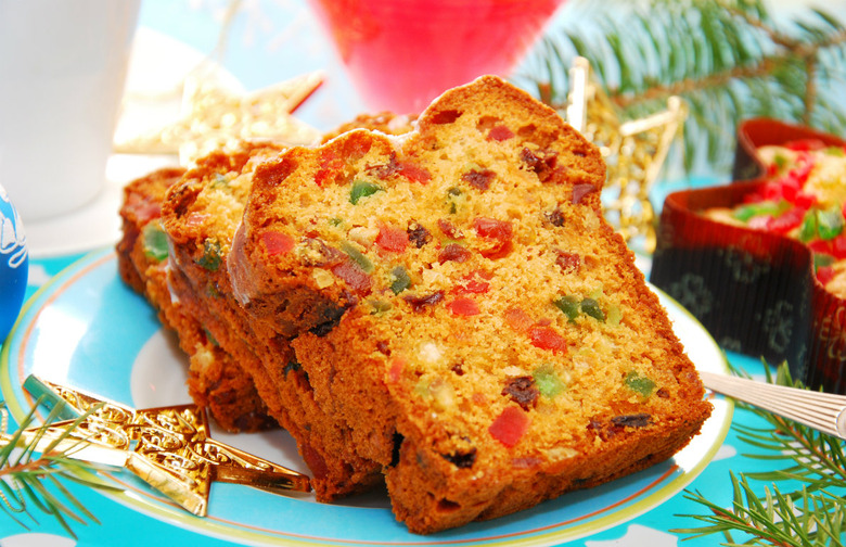 9 Funniest Things Ever Said About Fruitcake