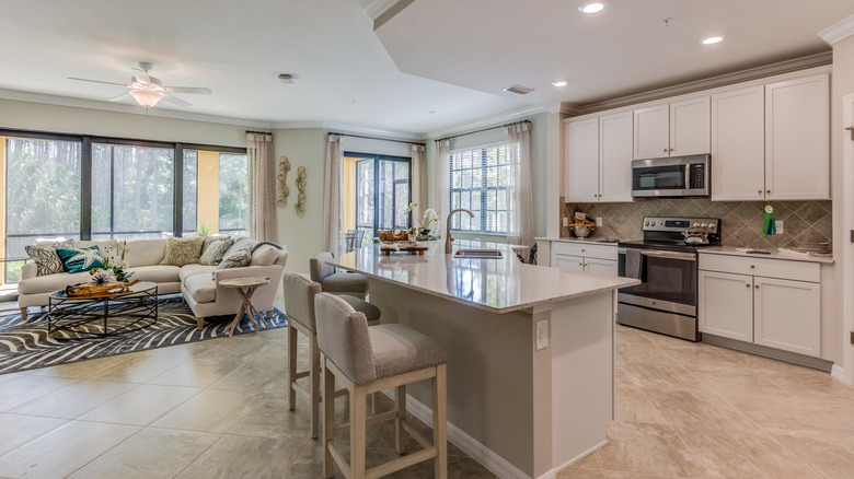 An open plan kitchen-diner