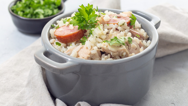 Chicken bog in a white pot