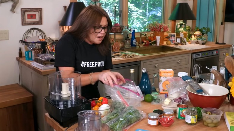 A still from "Rachael Ray's Meals in Minutes"