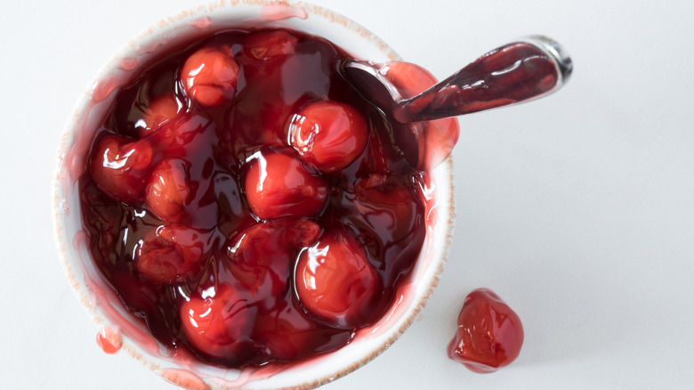 pie filling in a bowl