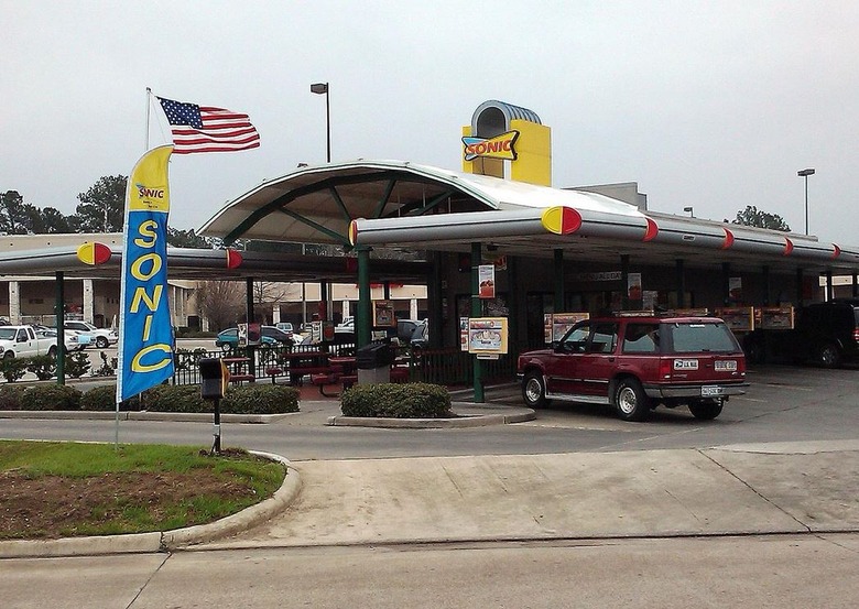 SONIC Drive In - 9 tips from 559 visitors