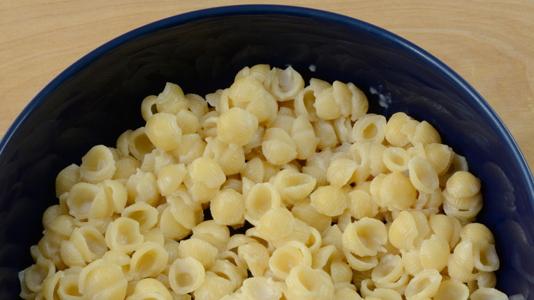 A bowl of white cheddar macaroni and cheese
