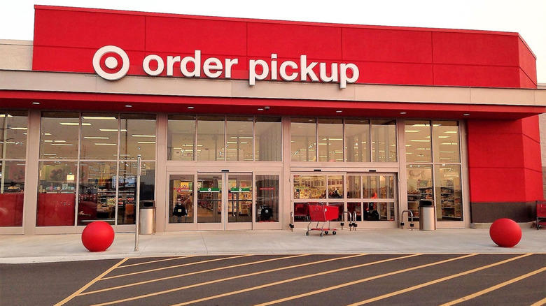 A Target order pickup sign facing the parking lot