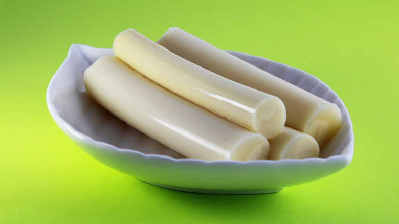 Whole hearts of palm plated