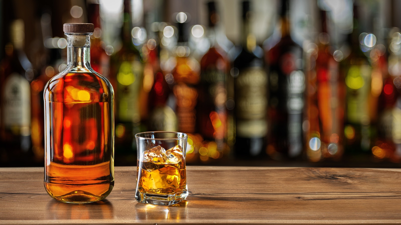 A Beginner's Guide To The Best Bourbons To Buy