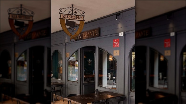 Entrance to Le Beccherie