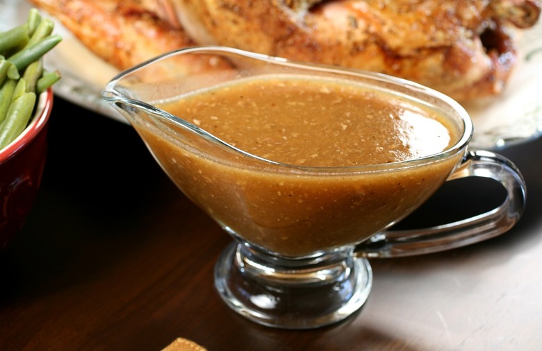 Rum and Pepper Pan Gravy