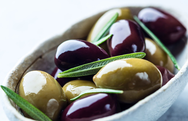 What to Cook: Lemon and Herb Olives