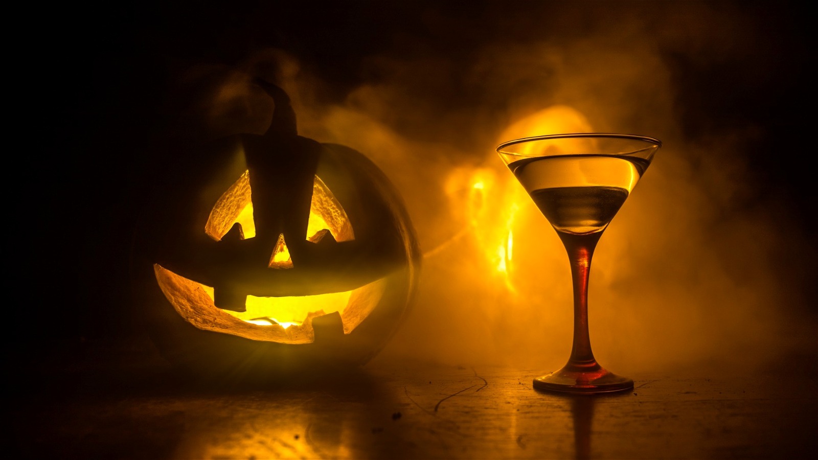 A Simple Pumpkin Hack Will Give You The Perfect Martini For Halloween