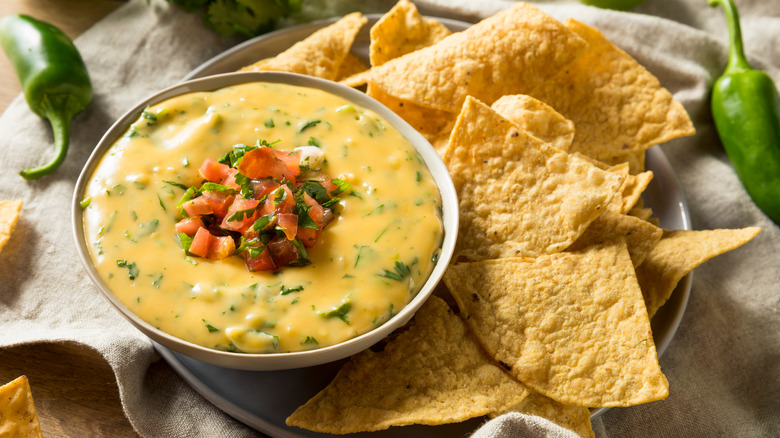 queso cheese dip
