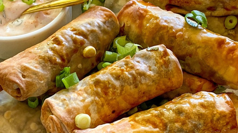 egg rolls with scallions
