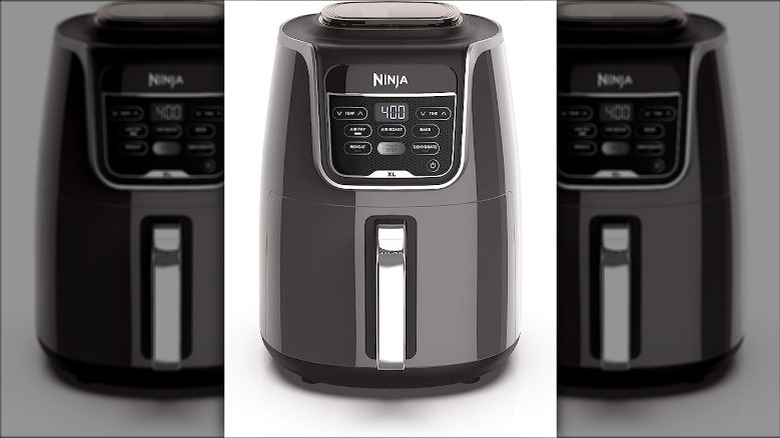 The Ninja AF150AMZ Air Fryer XL