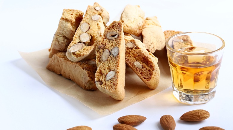 cantucci accompanied by Vin Santo