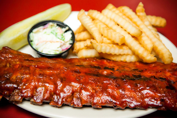 28) Twin Anchors, Chicago