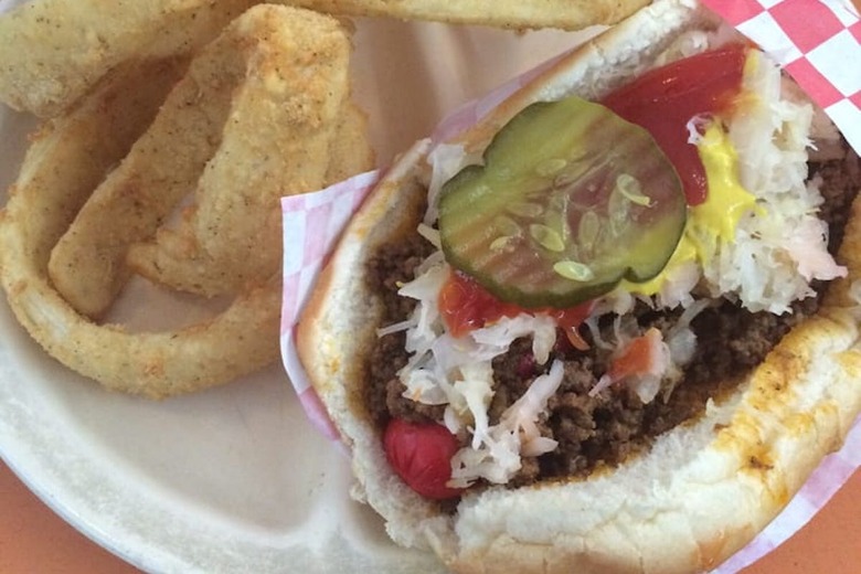 7) Dew Drop Inn, Mobile, Ala.: Dew Drop Dog