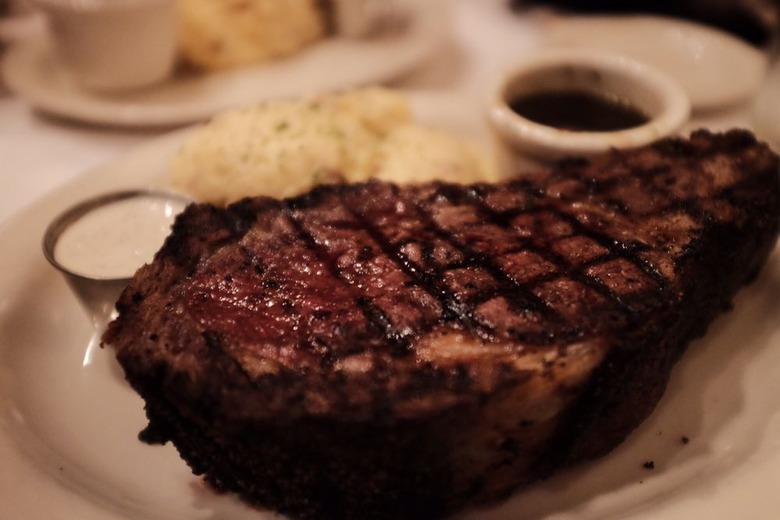 #27 St. Elmo Steak House (Indianapolis, Indiana) 