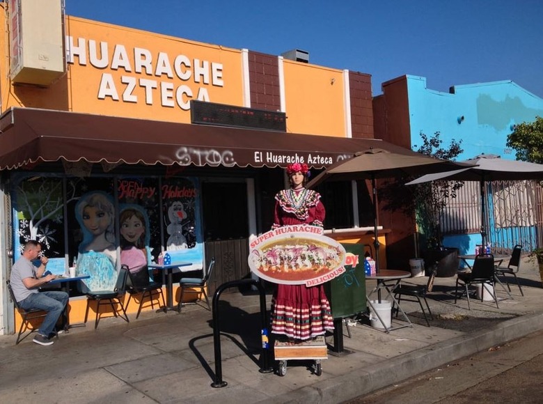 El Huarache Azteca (Highland Park, California)