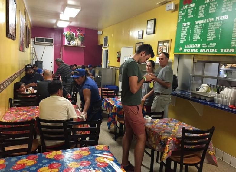 Tacomiendo (Los Angeles, California)