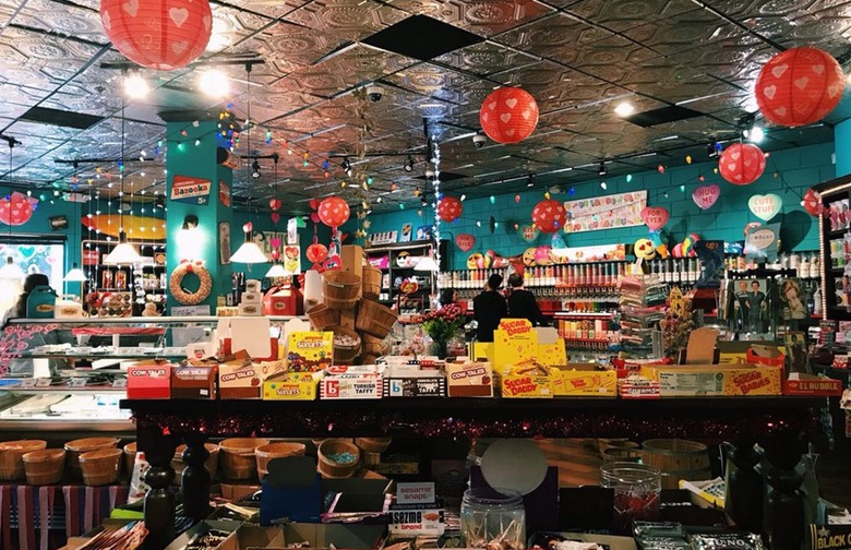 Retro Sweets (Burlingame, California) 