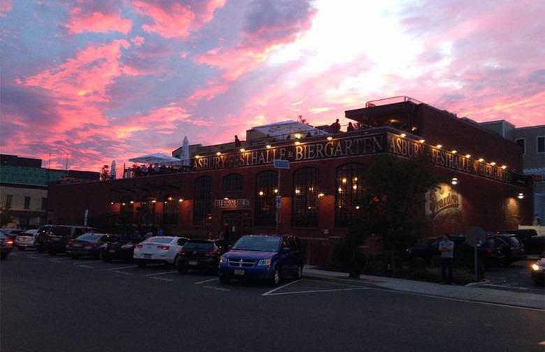 America's Coolest Beer Gardens Slideshow