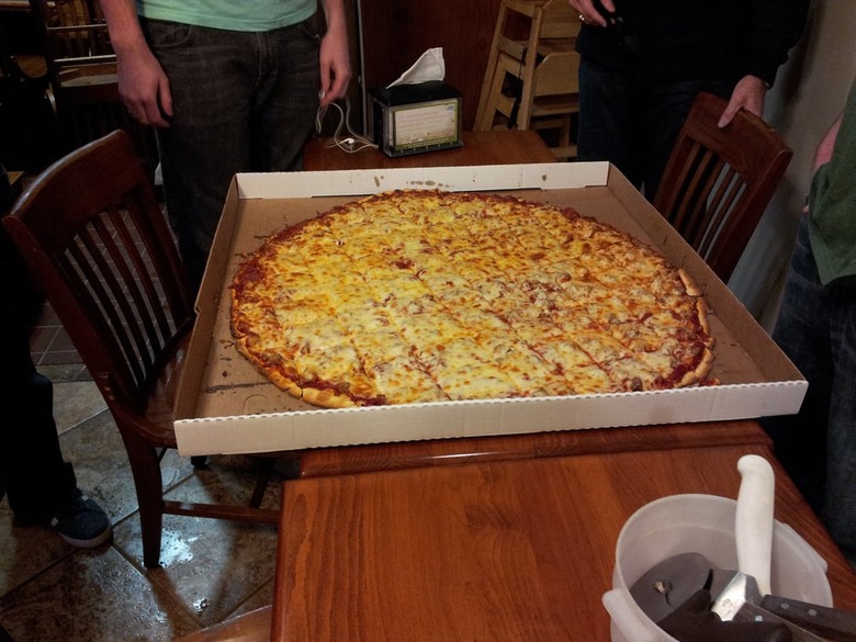#5 48-Inch Pizza, Randy's Premier Pizza, Oakdale, Minn.