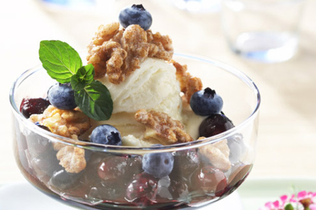 Blueberry-Walnut Sundae