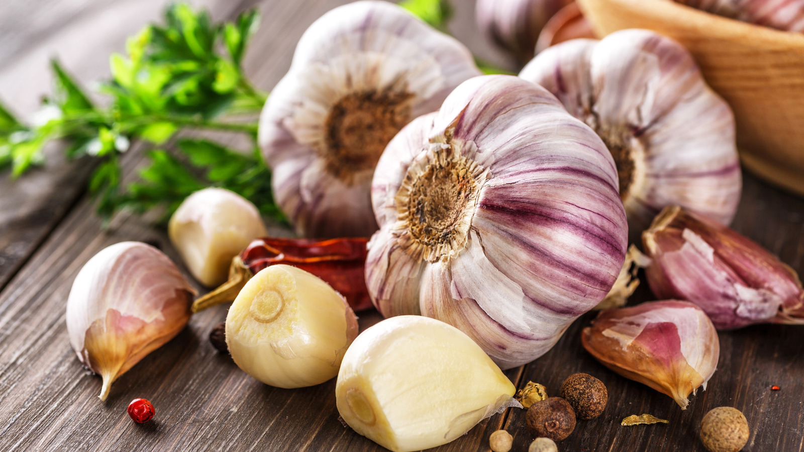 Are Garlic Sprouts Safe To Eat (And How Should They Be Used)?