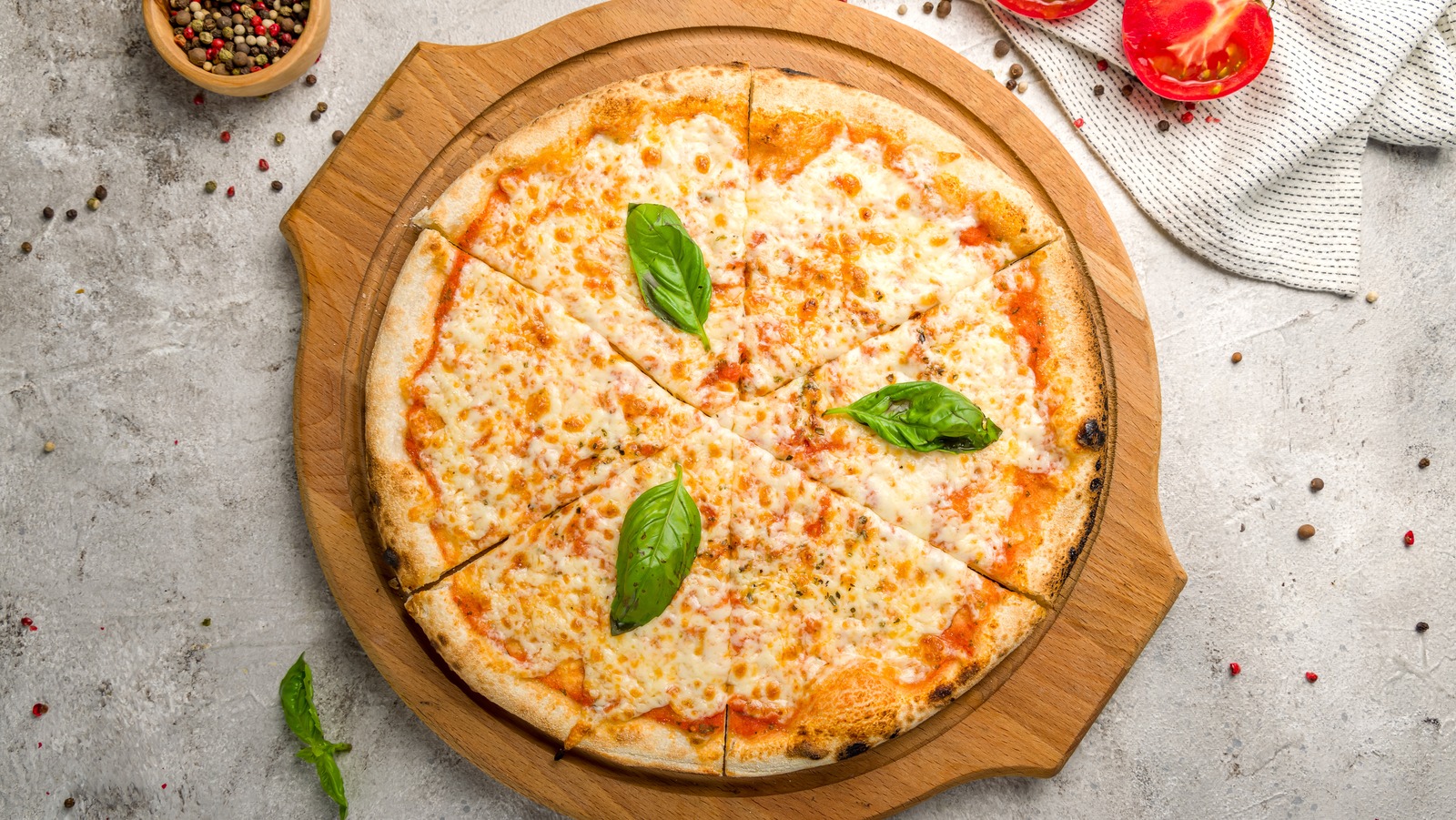 Are You Brave Enough To Try Mythical Kitchen's 'Maine Pizza'? The