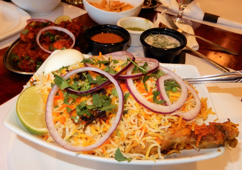 Cool off the spicy aftertaste with the yogurt mint cilantro sauce.