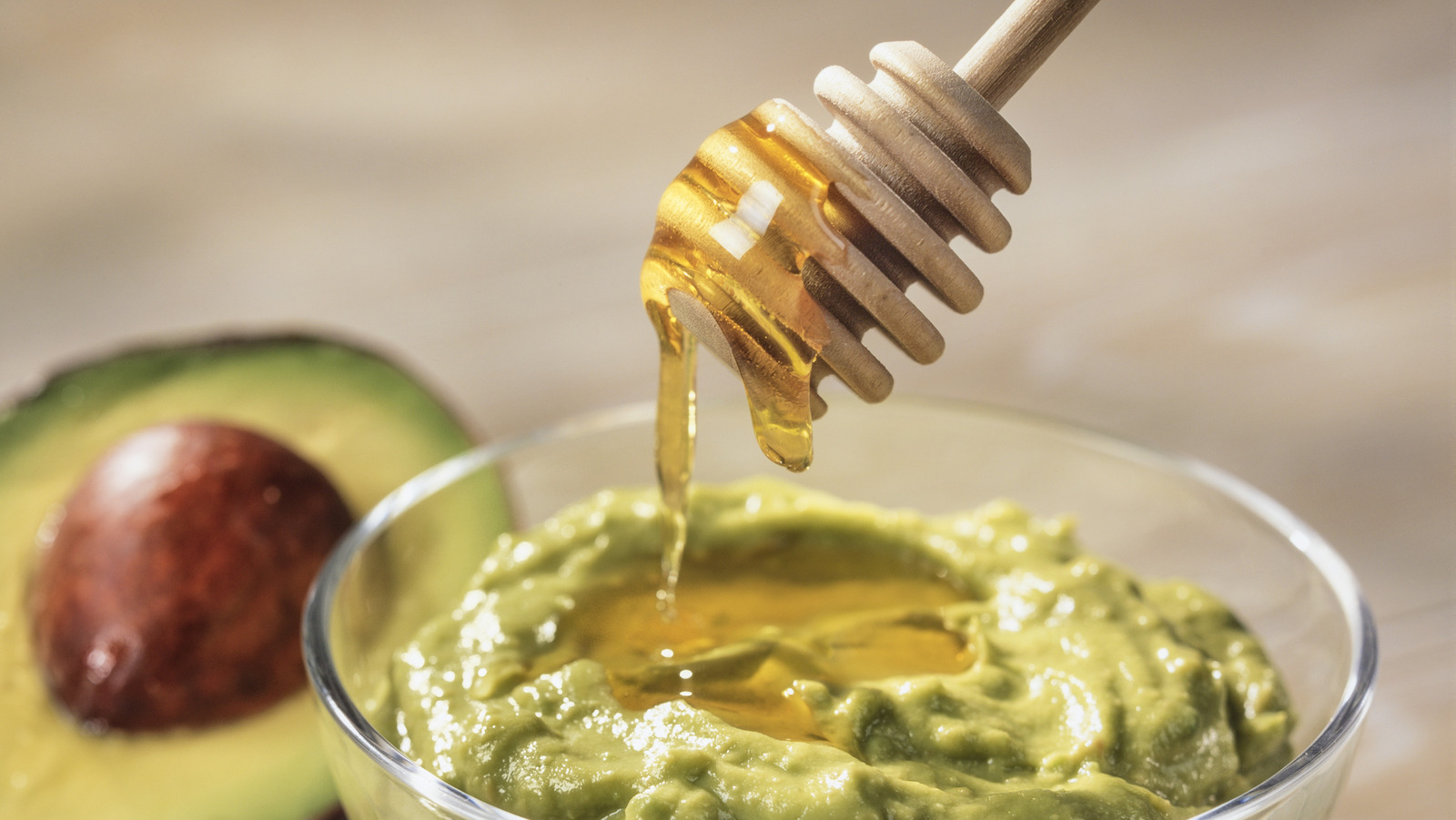 Avocado And Honey Is The Flavor Pairing Your Toast Needs - Vimarsana News