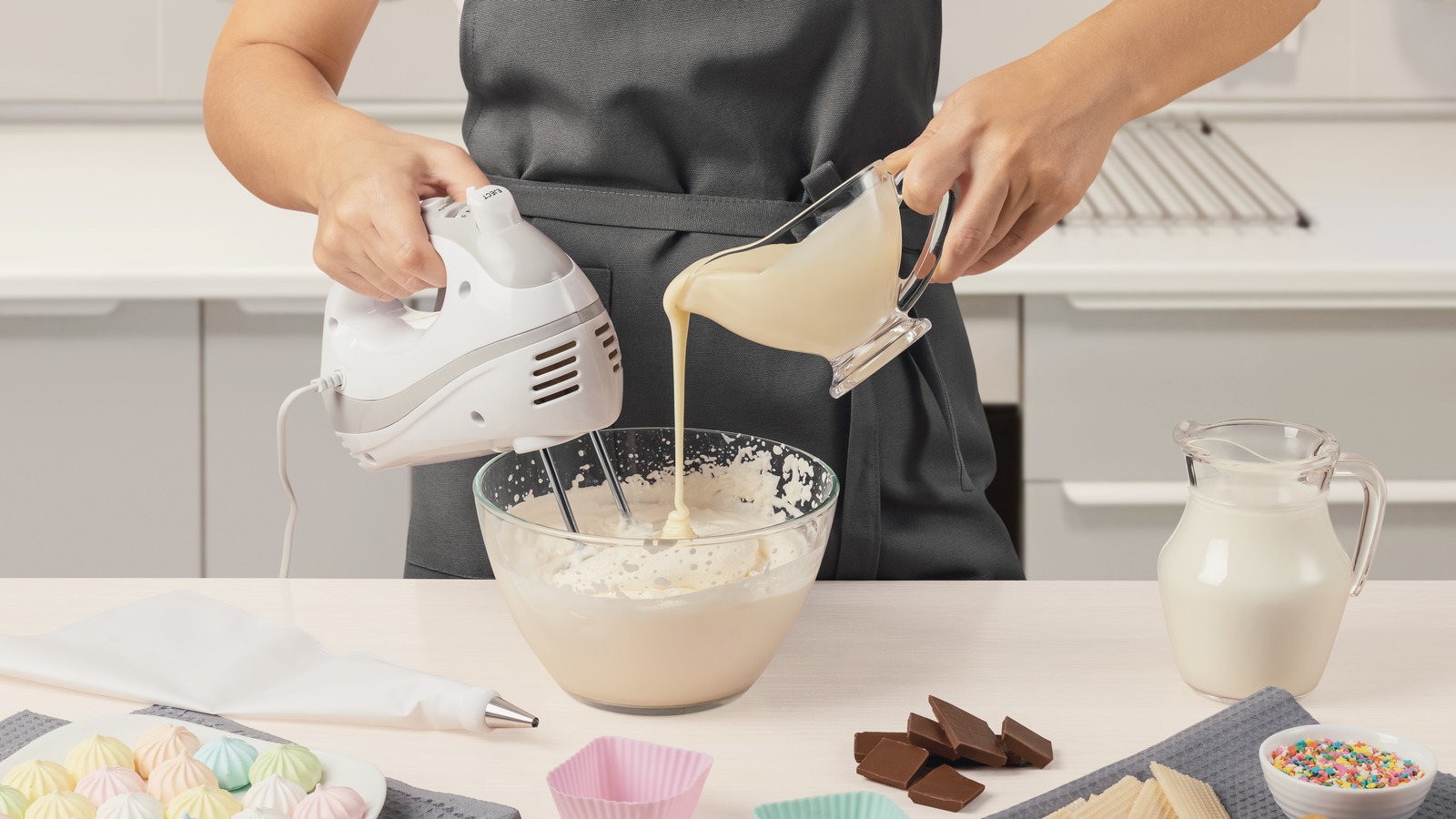 Avoid Hand Mixer Splatter With One Genius Hack