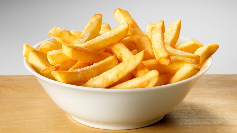 salted french fries 