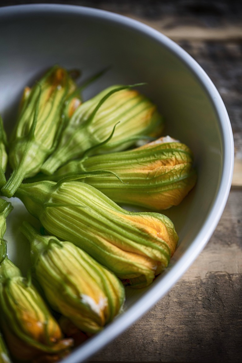 baked zucchini blossoms