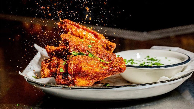 Wings hitting a plate